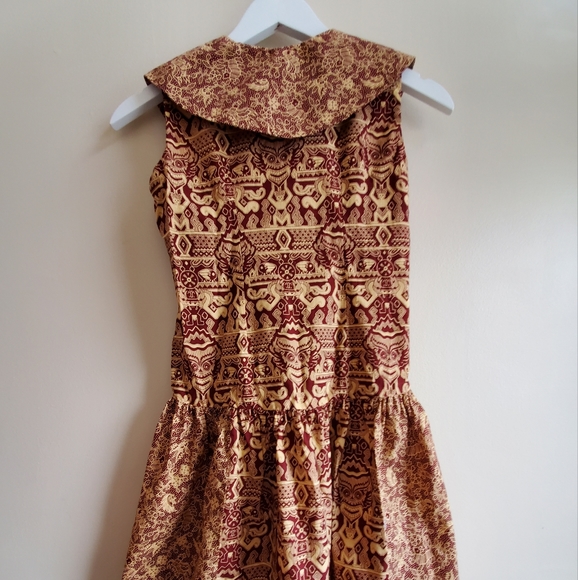 Vintage Bali wide collared adorable brown print, Size 8 - Picture 3 of 6